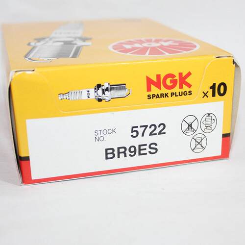 NGK火花塞BR9ES适用于两行程TZR125 NSR125 250 RGV250/P2 P3 P4