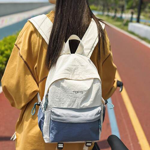书包女大学生韩版ins时尚简约电脑双肩包百搭大容量撞色旅行背包