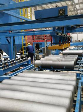 钢瓶内喷机大尺寸自动上瓶清洗抛光设备高压气体清洗喷丸机