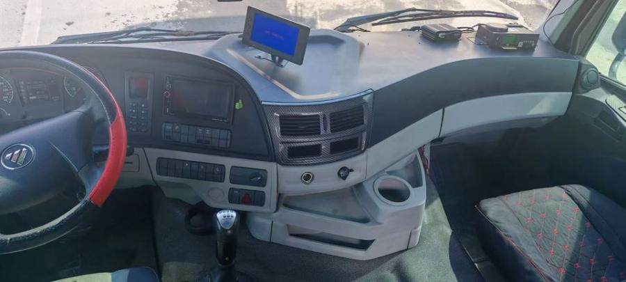 1月2日娄底上牌欧曼牌牵引车430马力网络拍卖公告