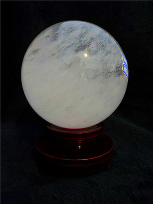 鳌犷白水晶球 熔炼水晶球 摆件 12.5CM