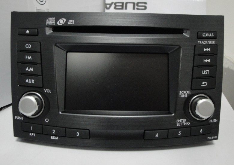 13款斯巴鲁傲虎原配松下CD车机 USB/AUX/带屏接后视 黑色拉丝面板