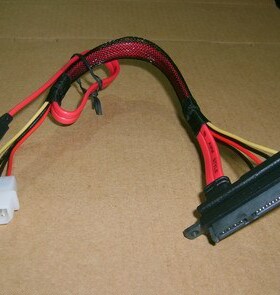 台式机电源大4PIN+SATA转接一体硬盘光驱数据线供电线7+15P转接线