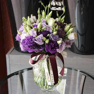 东营紫色洋桔梗进口鲜花预定速递东营鲜花店高档定制瓶花速递送花