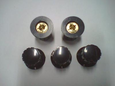 电位器旋钮塑料旋钮KYP16-16-4J （黑色）上海产