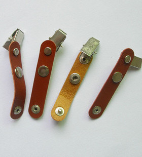 正品仿皮吊夹 胸卡证件卡套夹子 皮扣夹 胸卡夹 挂扣纽扣夹 棕色