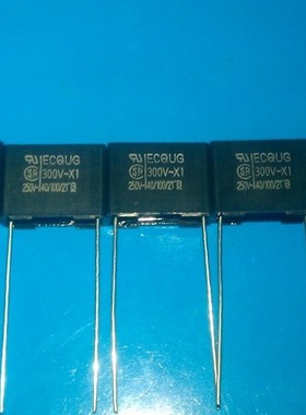 原装松下薄膜电容Panasonic ECQU3A103MG 0.01UF 300V 15MM