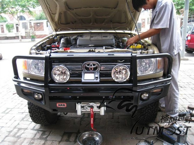 酷路泽 LC71 /LC76 ARB牛栏前杠/澳洲进口ARB LC76前杠