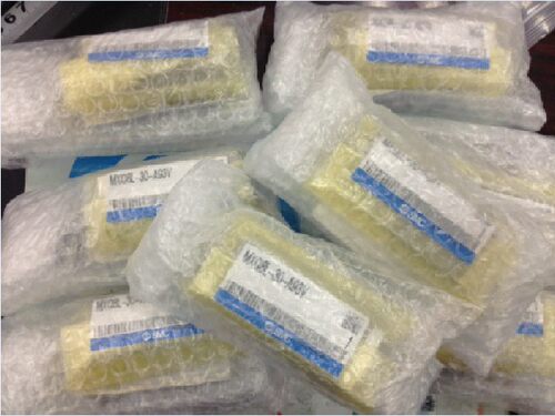 全新日本SMC原装滑台气缸MXQ8L-30-A93V反方向MXQ8-30