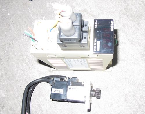三菱伺服驱动器MR-J2-03A5 配HC-AQ0135D 专业销售维修一体化