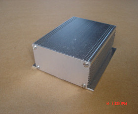 高档铝型材外壳/发射器外壳:39.3*89.2*100  (带耳)