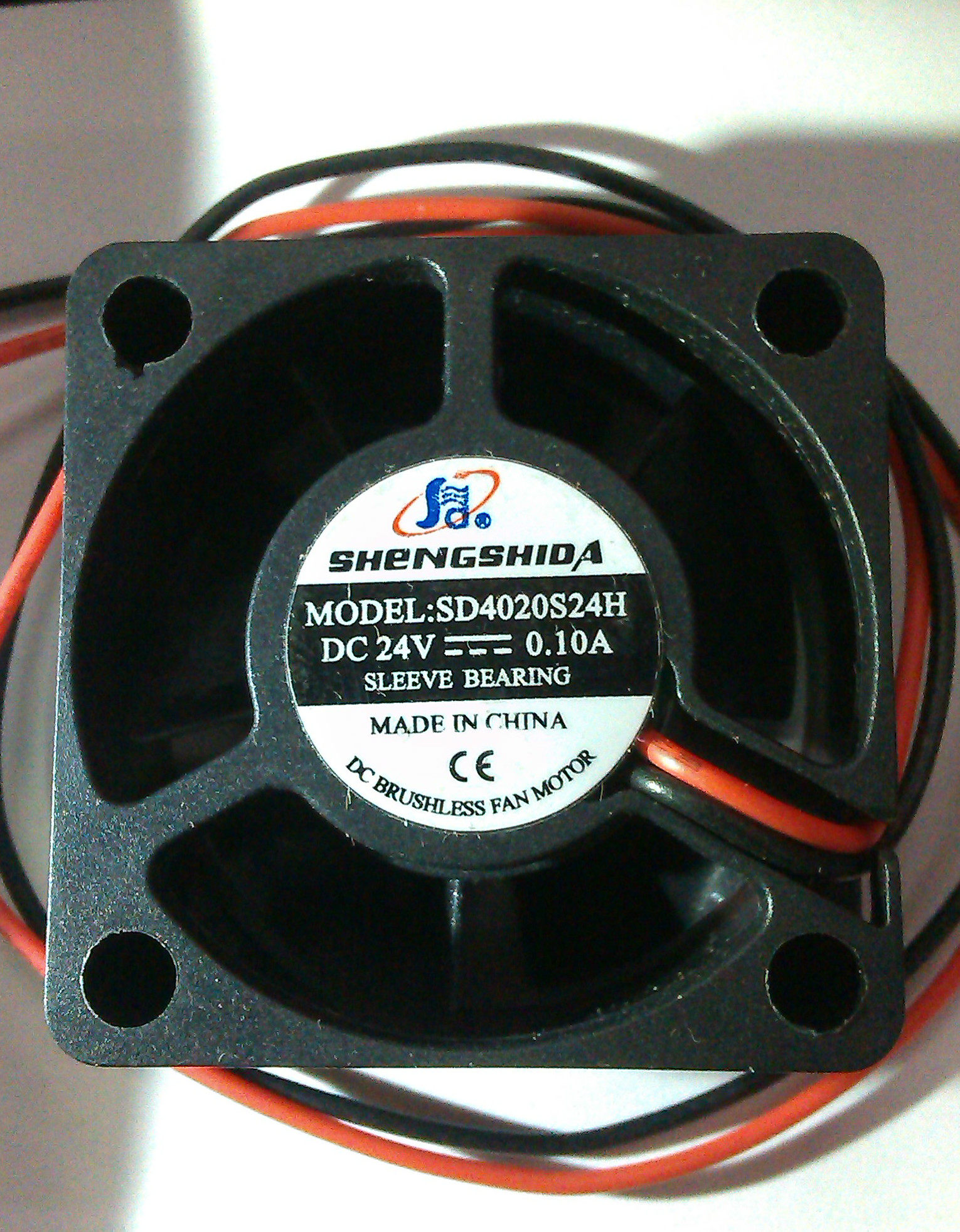 sd4020s24h dc24v /12v  变频器工业直流散热风机风扇 40x40x20