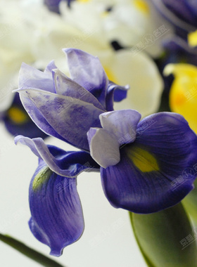 仿真爱丽丝室内PU手感鸢尾花田园白色假花绢花鸢尾装饰花紫色摆放