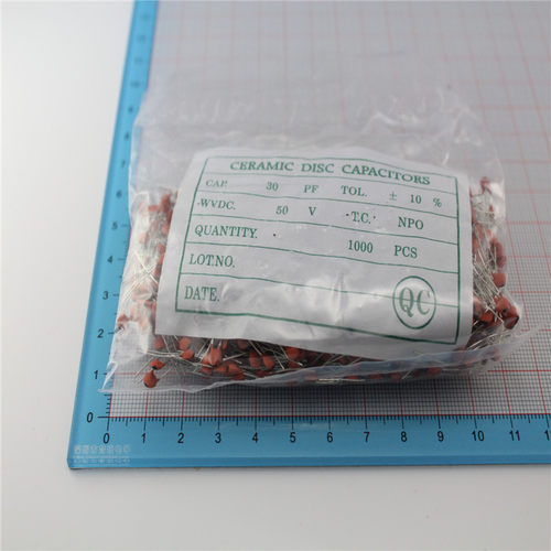 30P 50V 瓷片电容 1000个   磁片电容