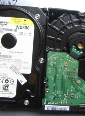 西部数据wd800BD-55JMA0台式机80GB串口硬盘实物图