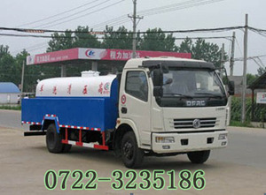 东风多利卡5吨6吨高压清洗车、朝柴120马力管道输通高压清洗车
