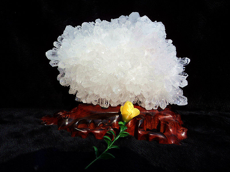 鳌犷天然白水晶簇 白水晶柱摆件底座是天然红木170*190MM1.9kg