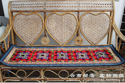 大理民族风长条形单排桌旗坐垫