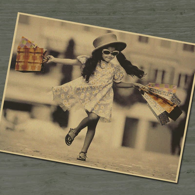 童年 儿童小美女写真怀旧复古牛皮纸海报 酒吧咖啡店装饰画芯贴画