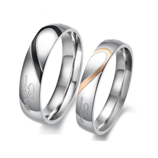 钛钢戒指爱心形情侣对戒男女指环一对情人节礼物 韩版 Couple ring