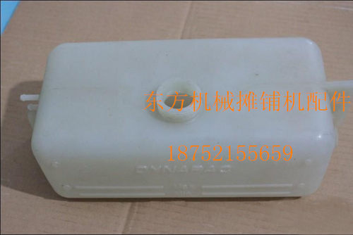 戴纳派克压路机水箱  CC422 522  622水箱  副水箱小水箱塑料水箱