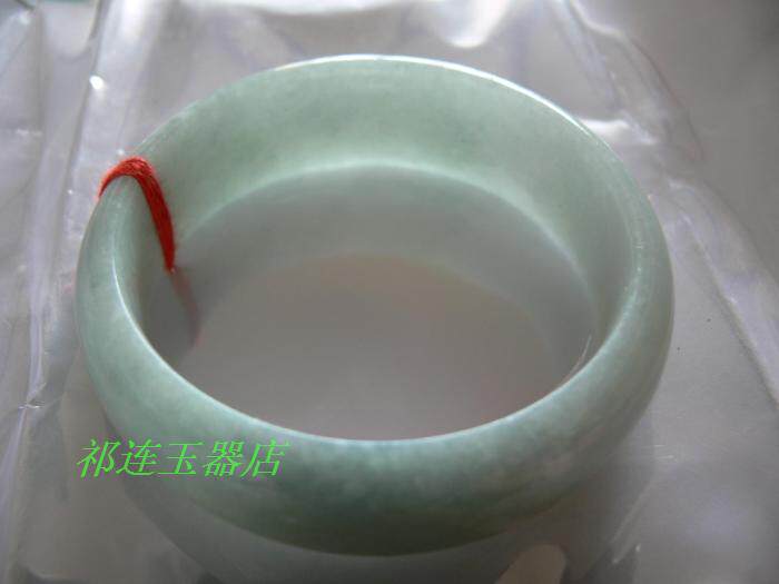 天然翡翠白底青手镯 天然缅甸翡翠手镯 翡翠手镯 玉手镯