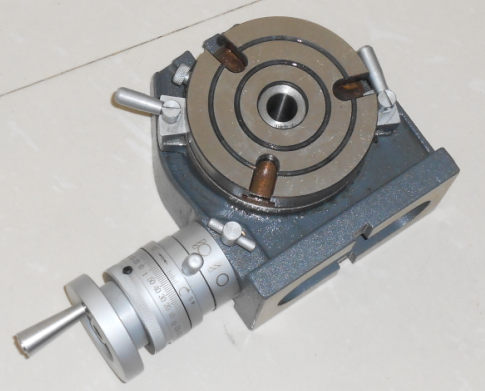 力博立卧两用回转工作台