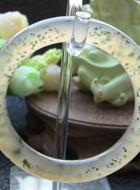 天然巴西灵性水润通透玛瑙手镯