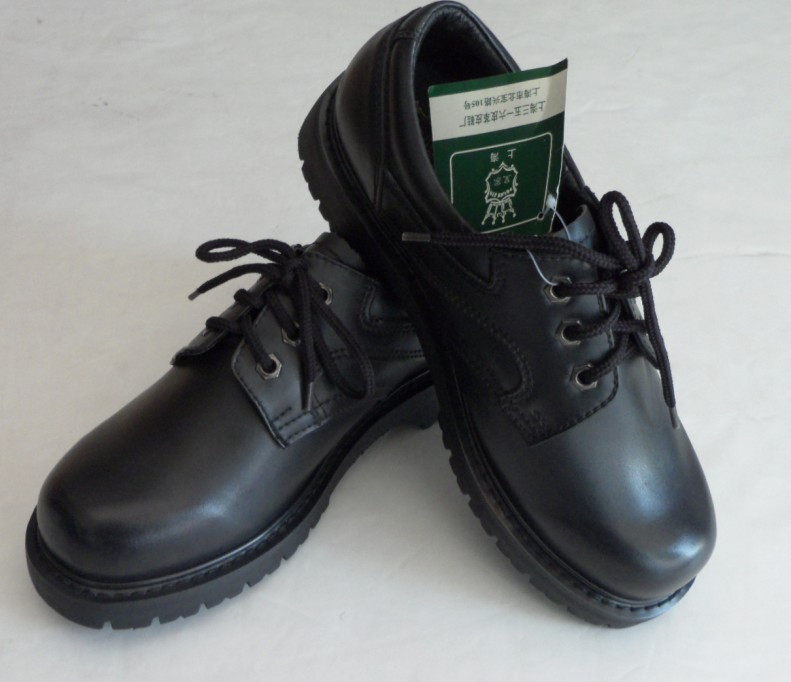 Boots militaires en cuir - Ref 1398914 Image 1