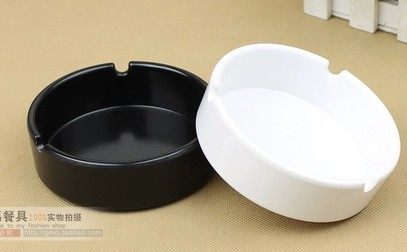 仿瓷烟灰缸美耐皿树脂塑料烟灰缸彩色烟盅时尚创意黑白圆形烟灰缸,节庆用品/礼品,时尚烟灰缸,淘宝优惠券,粉丝福利购,淘宝优惠卷