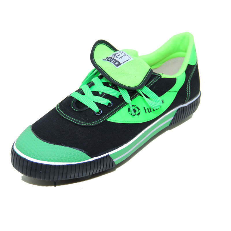 Chaussures de football - Ref 2445193 Image 1