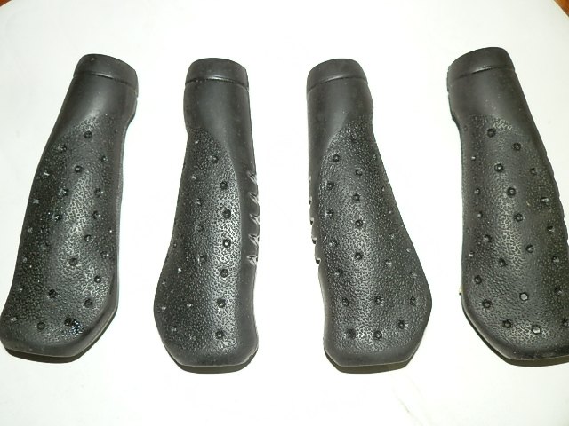 Poignées de vélo GIANT - Ref 2348003 Image 1