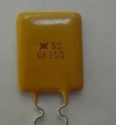 TYCO  RUEF250 30V 2.5A 自恢复保险丝 UF250