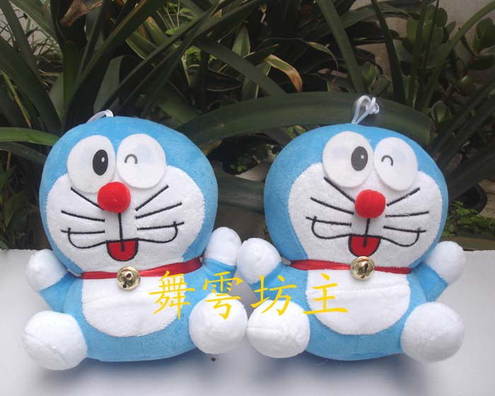 多啦A梦机器猫毛绒玩具皇冠特价