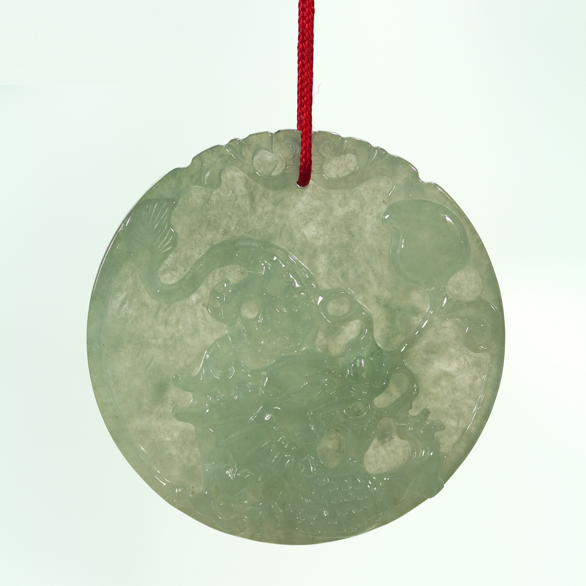 生肖龙玉吊坠冰种翡翠玉