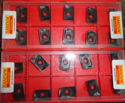 R390 180612M PM4230 山特维克/数控刀片/数控刀具/铣刀片。