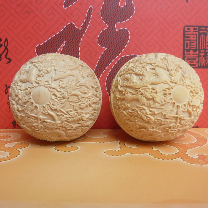 趣味工艺品九龙戏珠小叶黄杨木雕
