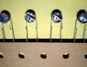西门子EPCOS 热敏电阻  B59209B1110B51 PTC 0.125w 300欧姆