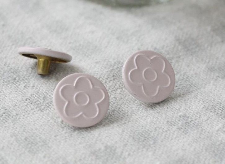 633型 出口日本童装订单上的四合扣 粉色小花 很萌啊 特价回馈