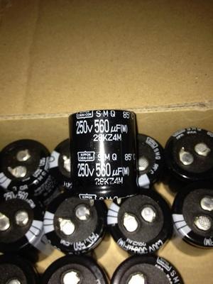 铝电解电容250V560UF 30X40 全新原装 原盒日本黑金刚 SMQ85°