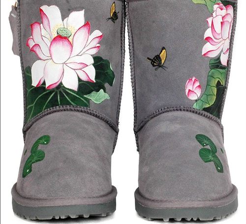 皮毛一体牛皮雪地靴五折促销