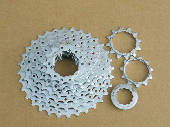 Pignon de vélo 9 vitesses - Ref 2379166 Image 1