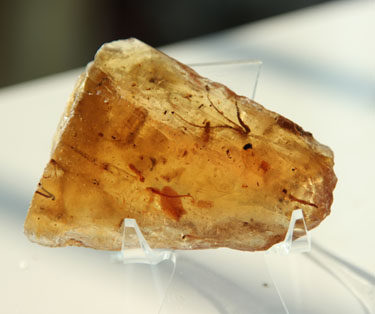 水玉冰魄 天然柯巴脂琥珀把玩 琥珀原石 虫珀摆件 雕刻料一物一图