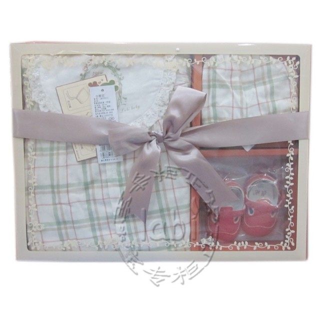 Coffret cadeau pour nouveau-né - Vêtements + Accessoires - Ref 1978914 Image 1