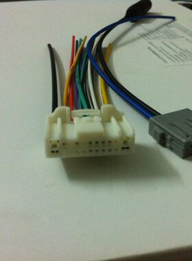 日产CD机尾线尼桑汽车cd通用骐达骊威CD机电源喇叭线fm天线