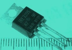 IRF3205PBF IRF3205场效应管55V110A TO-220 NPN三极管