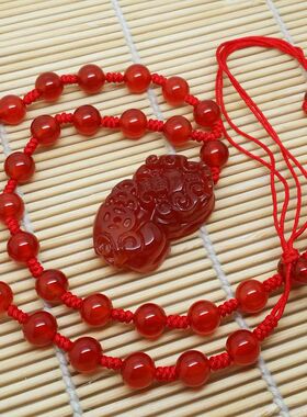 红玛瑙玉髓貔貅可调节吊坠项链