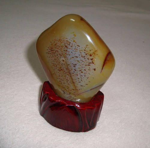 天然精美玛瑙石摆件 图案精美  精致赏玩品 热卖宝贝