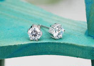 S925纯银镀白金 男女通用 八心八箭水钻六爪耳钉耳针