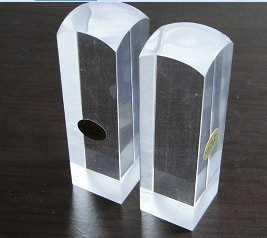 透明水晶章料有机玻璃批发